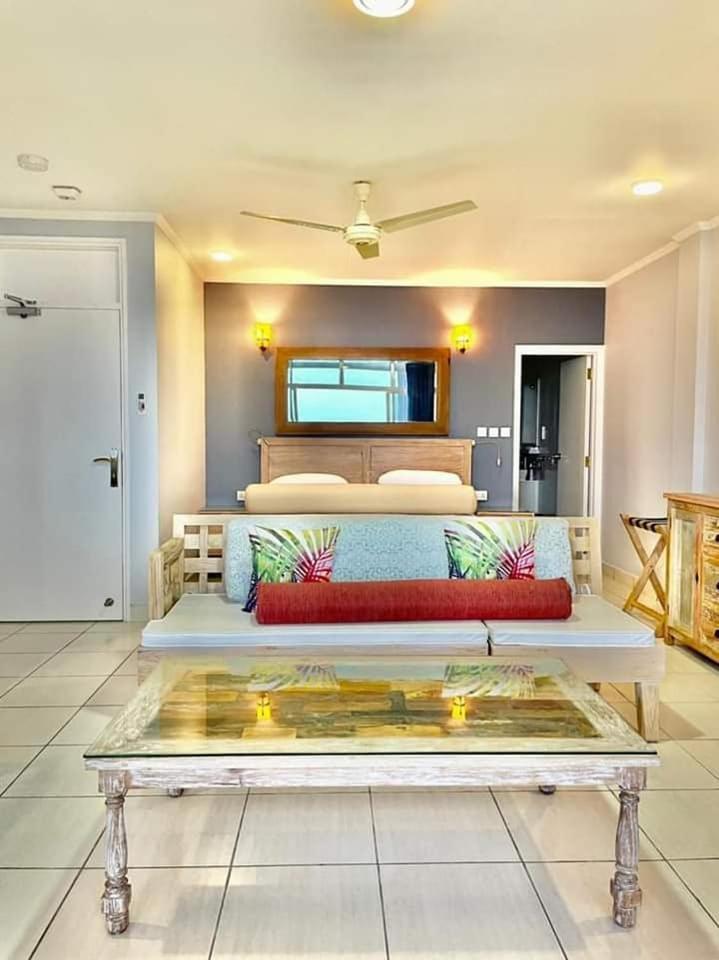 Beau Vallon Studios - Apartments Vacation Rentals 维多利亚 外观 照片